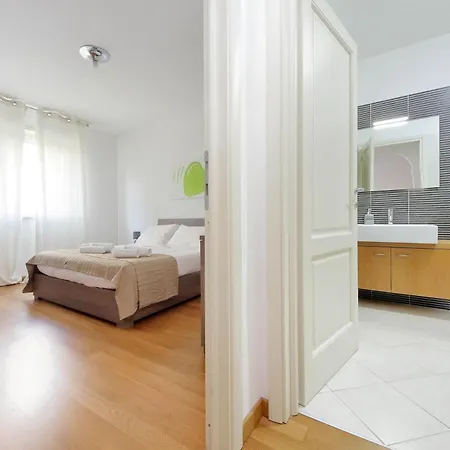 アパート 4bnb - Porta Portese Cozy ローマ